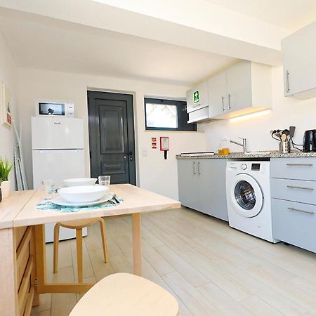 A62 - Cul De Sac Apartment In Lagos Kültér fotó
