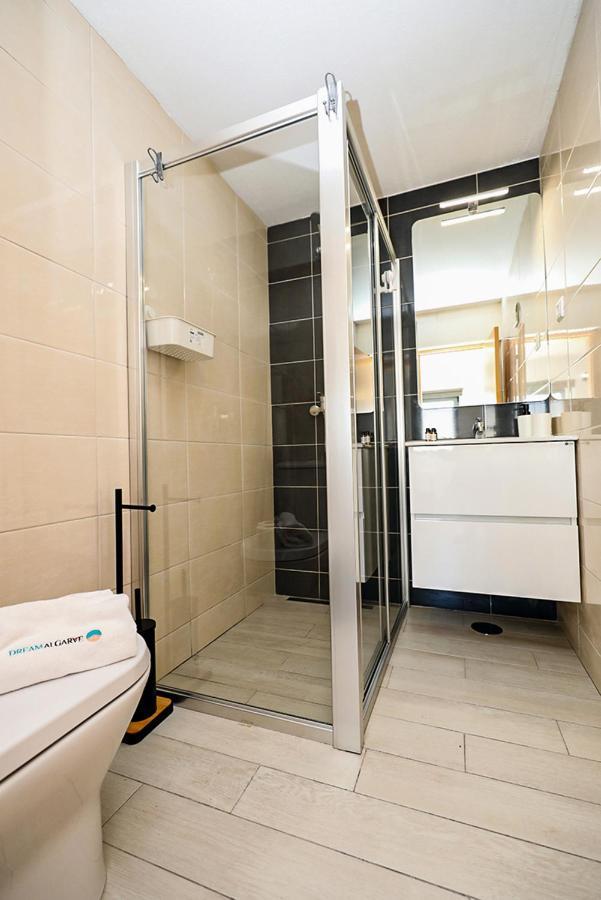 A62 - Cul De Sac Apartment In Lagos Kültér fotó