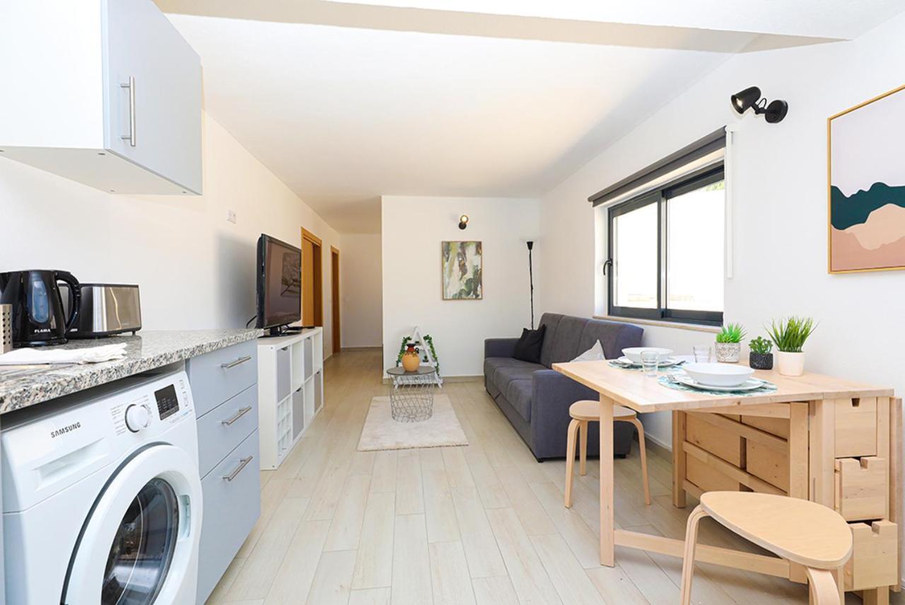 A62 - Cul De Sac Apartment In Lagos Kültér fotó